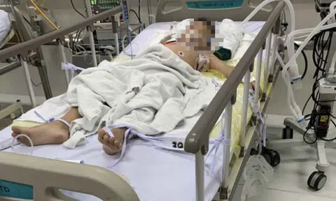 Bé gái 5 tuổi mất mạng vì thắt cổ theo hướng dẫn trên mạng: Vì đâu nên nỗi?